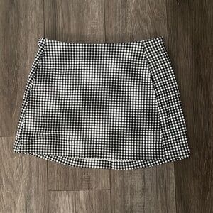Urban Outfitters Gingham Skirt with Pockets!!